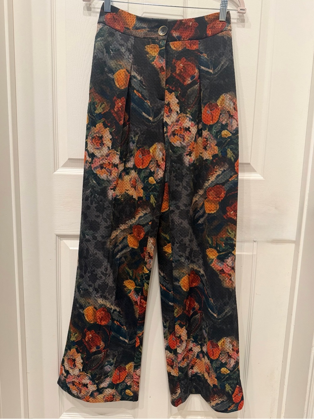 Eva Franco Dark Floral Tapestry Wide Leg Trousers XS High Rise Pleated